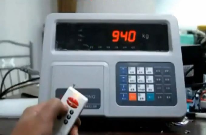地磅遥控器是如何控制地磅的？